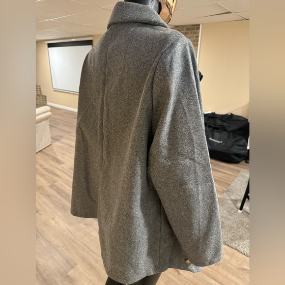 SHEIN CURVE | Plus Size Peacoat - Picture 5 of 6